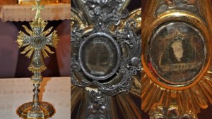 relikwiarz z relikwiami drzewa Krzyża Świętego i św. Teresy z Avila